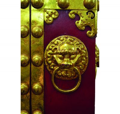 0635_Red with Gold Coated Edge Chinese Pillar