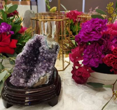 Amethyst with Stand decorations kl