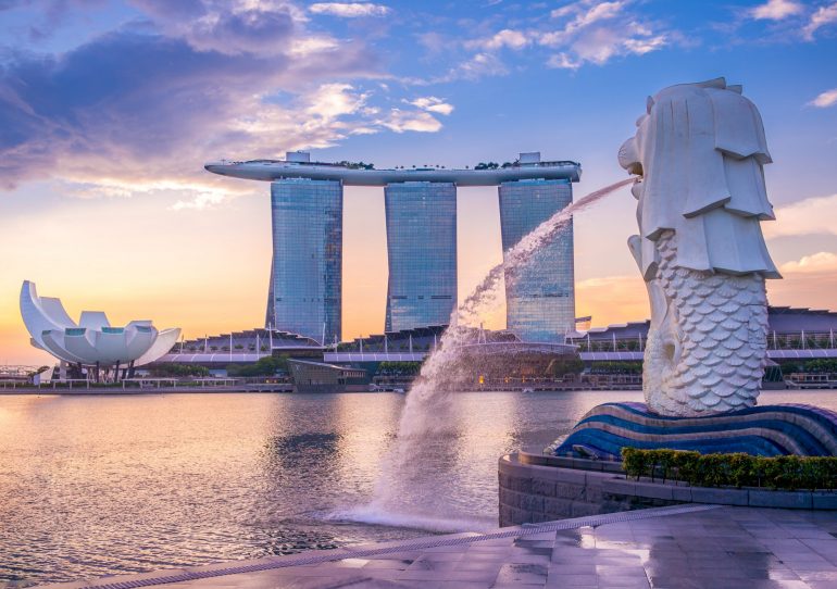 Singapore,,Singapore,-,May,21,,2016:,Sunrise,At,The,Marina